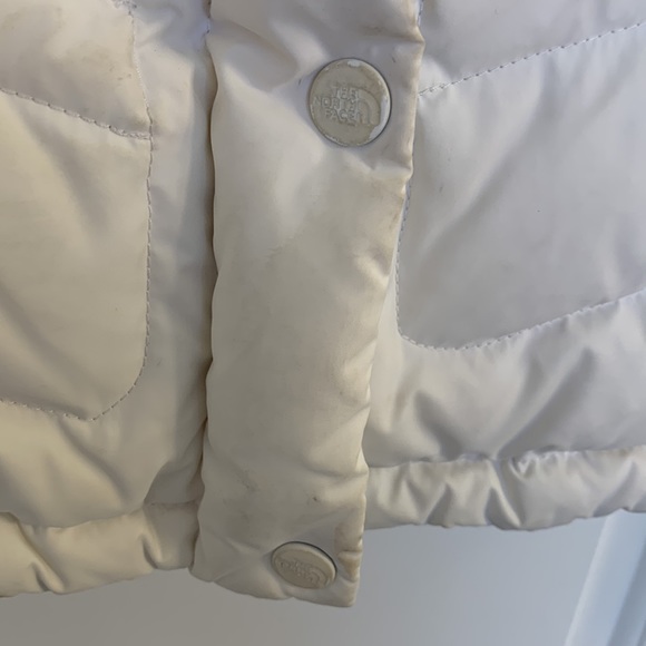 The North Face puffer jacket - Picture 4 of 7
